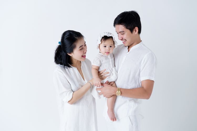 Muốn xem bói tuổi vợ chồng giàu nghèo, chỉ cần nhìn năm sinh