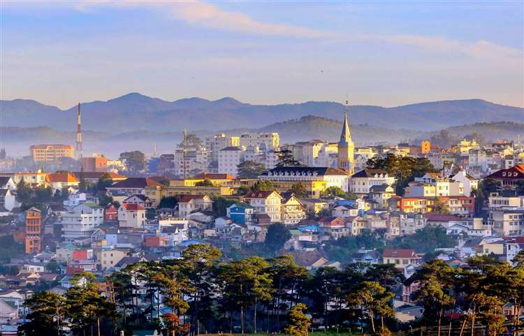giá thuê xe 29 chỗ đi Đà Lạt