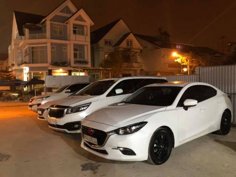 thuê xe 4 chỗ Đà Lạt